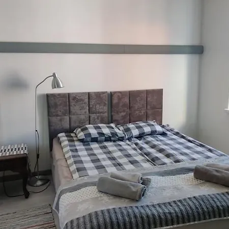 Nad Rustika Apartment *